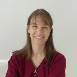 Delphine Charuau